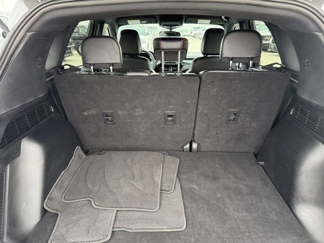 Certified 2025 Ford Escape ST-Line image 12