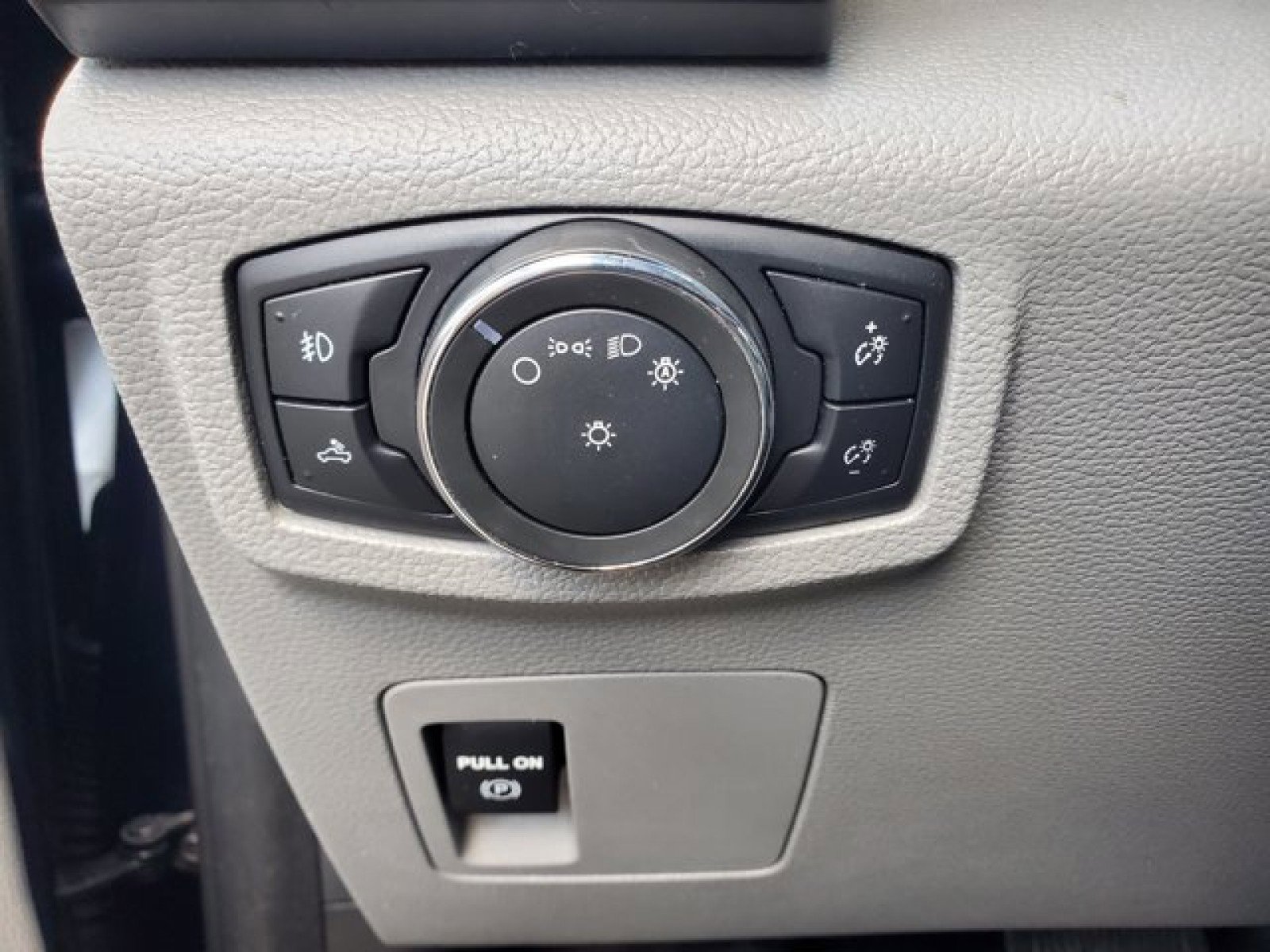 Certified 2018 Ford F150 XL w/ Equipment Group 101A Mid image 13