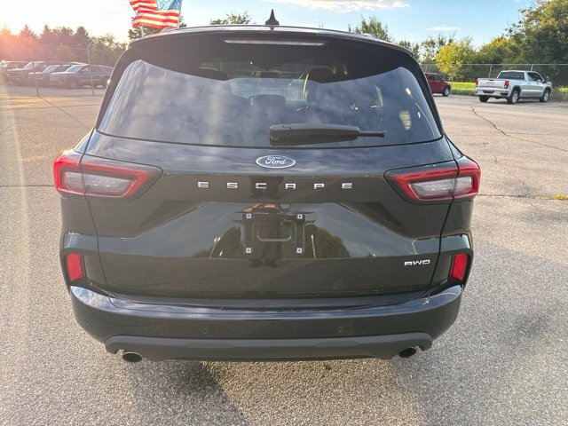 Certified 2023 Ford Escape ST-Line Select w/ Tech Pack #1 AWD/4WD image 6
