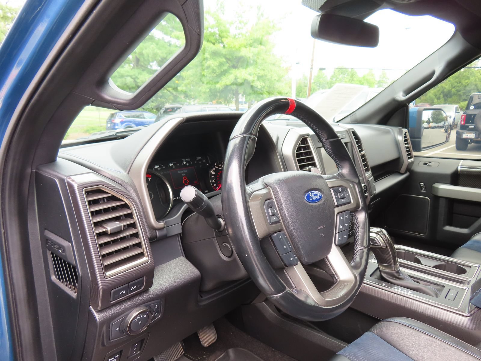 Certified 2019 Ford F150 Raptor w/ Equipment Group 802A Luxury AWD/4WD image 22