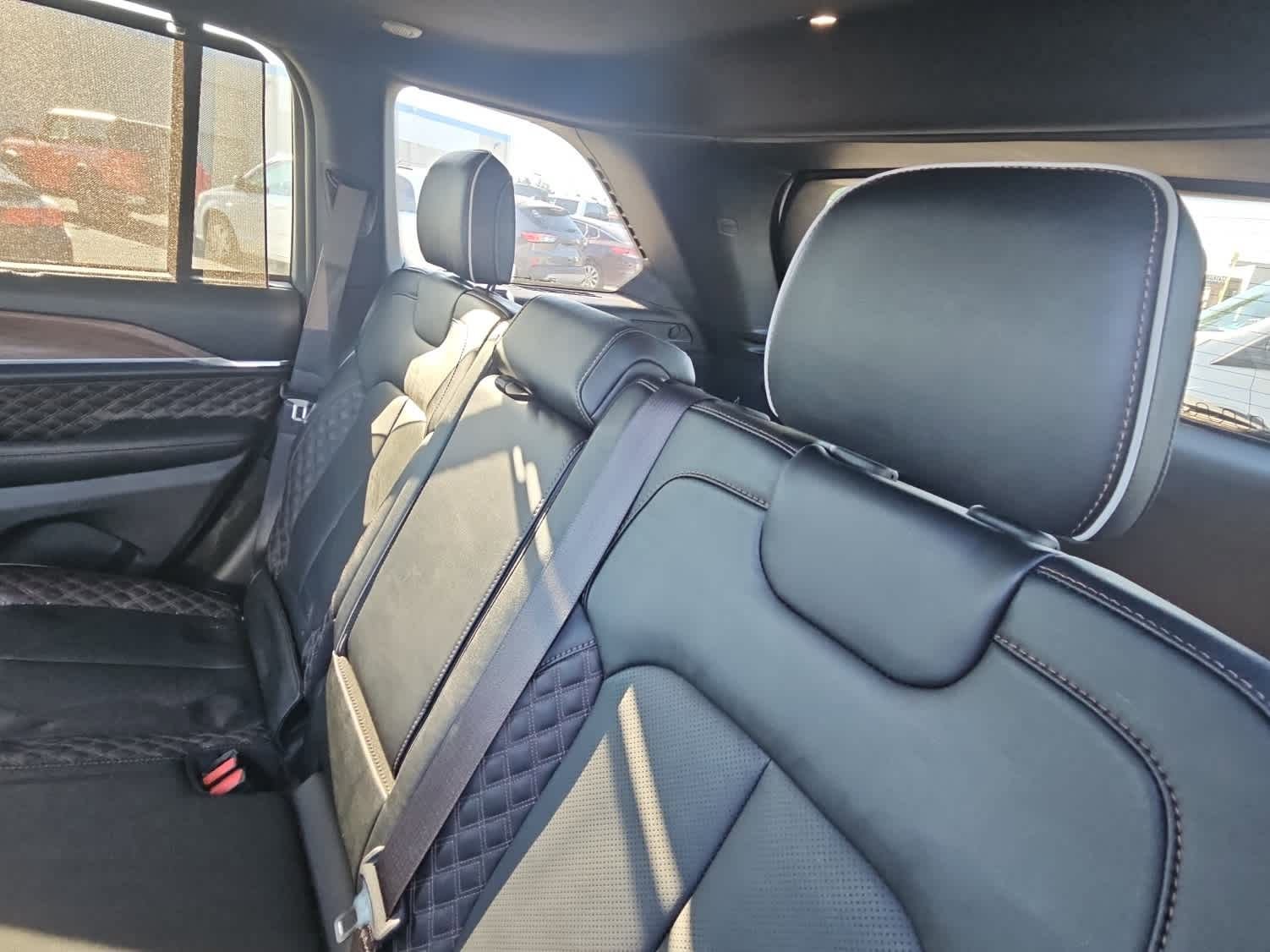 Used 2023 Jeep Grand Cherokee Summit w/ Adv Protech Group IV image 12