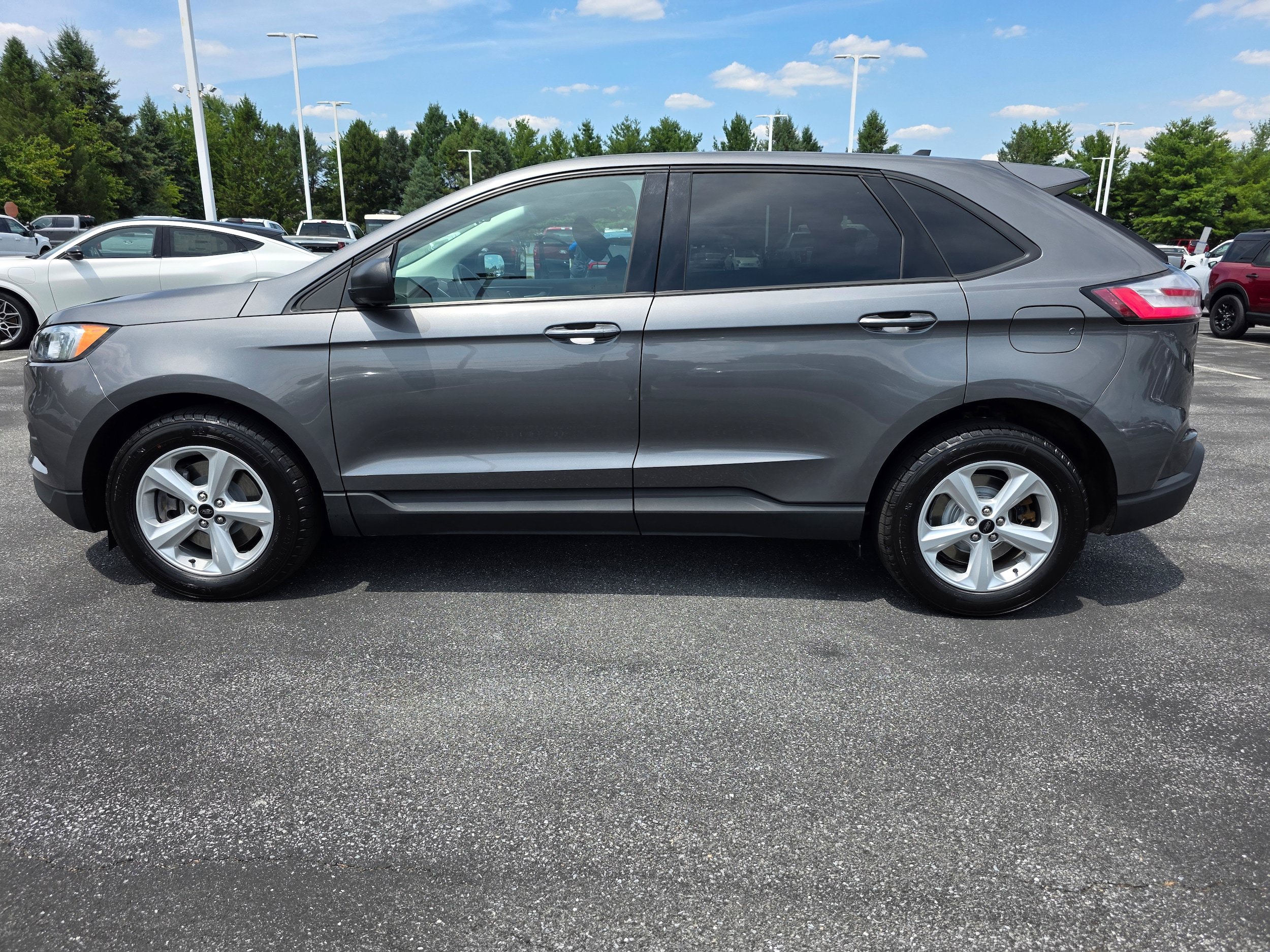Certified 2023 Ford Edge SE AWD/4WD image 2