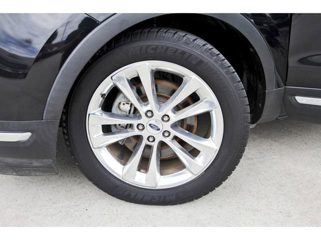 Certified 2019 Ford Explorer Limited w/ Ford Safe & Smart Package FWD image 30