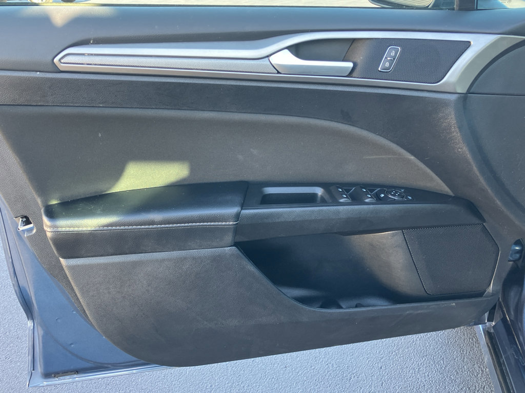 Certified 2019 Ford Fusion SE image 15