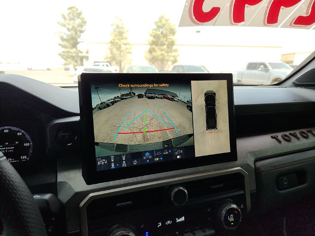 Used 2024 Toyota Tacoma 4x4 Double Cab Hybrid image 11