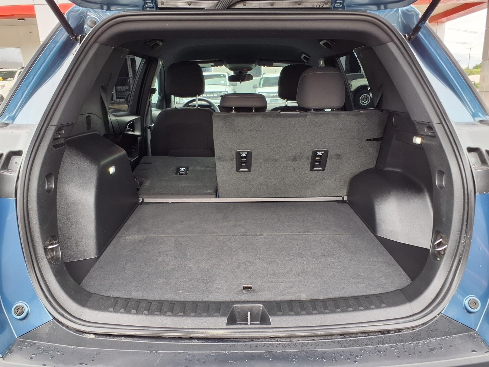 Used 2026 Chevrolet Equinox LT FWD image 11
