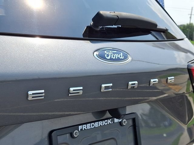 Certified 2023 Ford Escape ST-Line w/ Tech Pack #1 AWD/4WD image 30