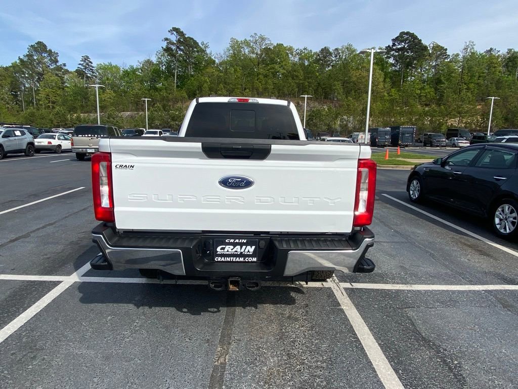 Certified 2023 Ford F250 XL w/ XL Driver Assist Package AWD/4WD image 4
