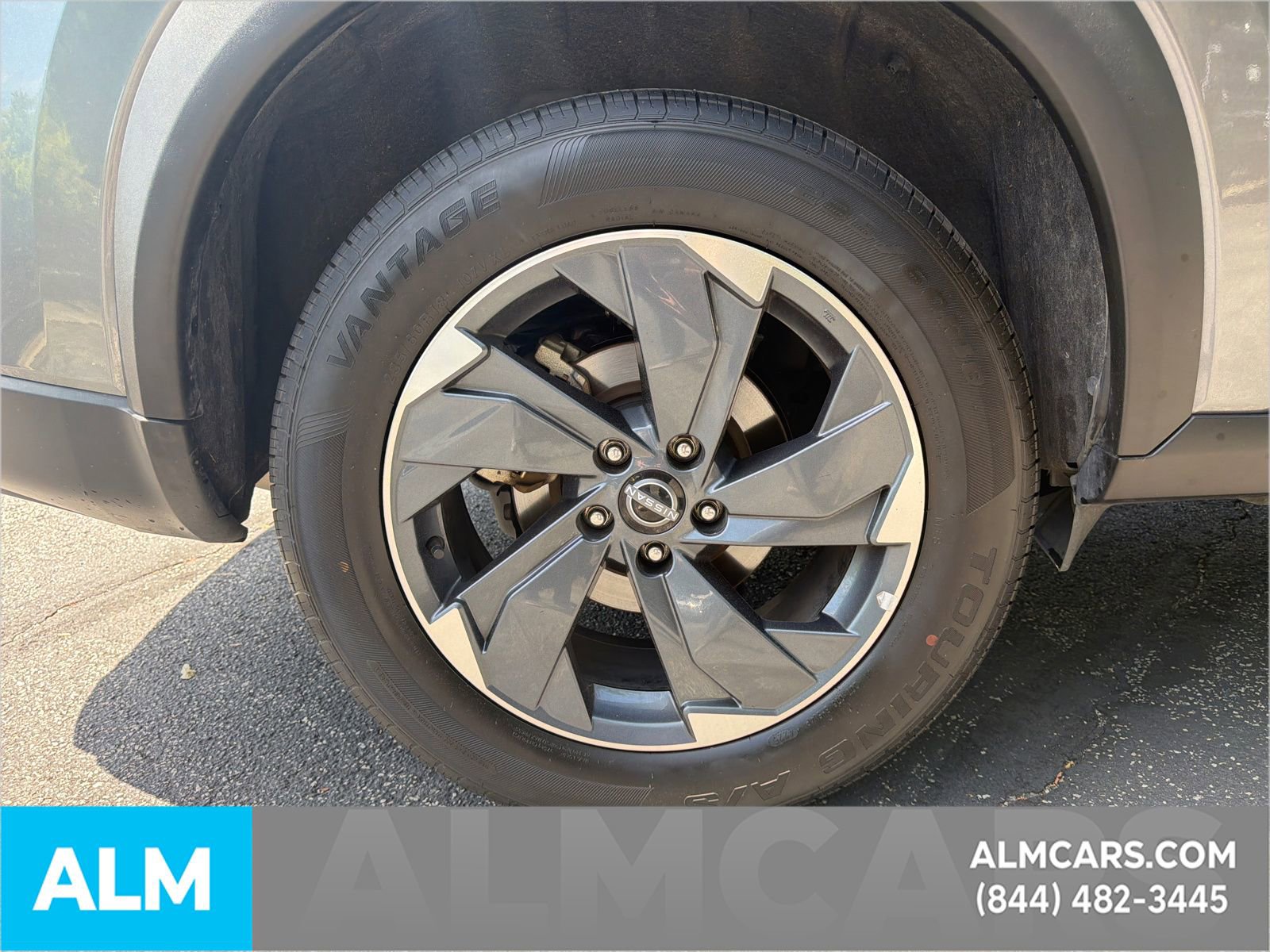 Used 2025 Nissan Rogue SV FWD image 20