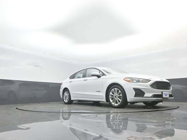 Certified 2019 Ford Fusion SE image 31