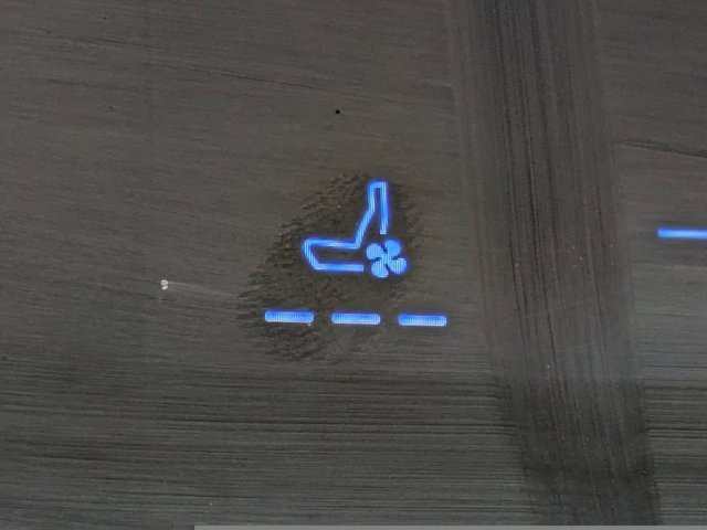 Certified 2024 Ford Mustang Premium image 27