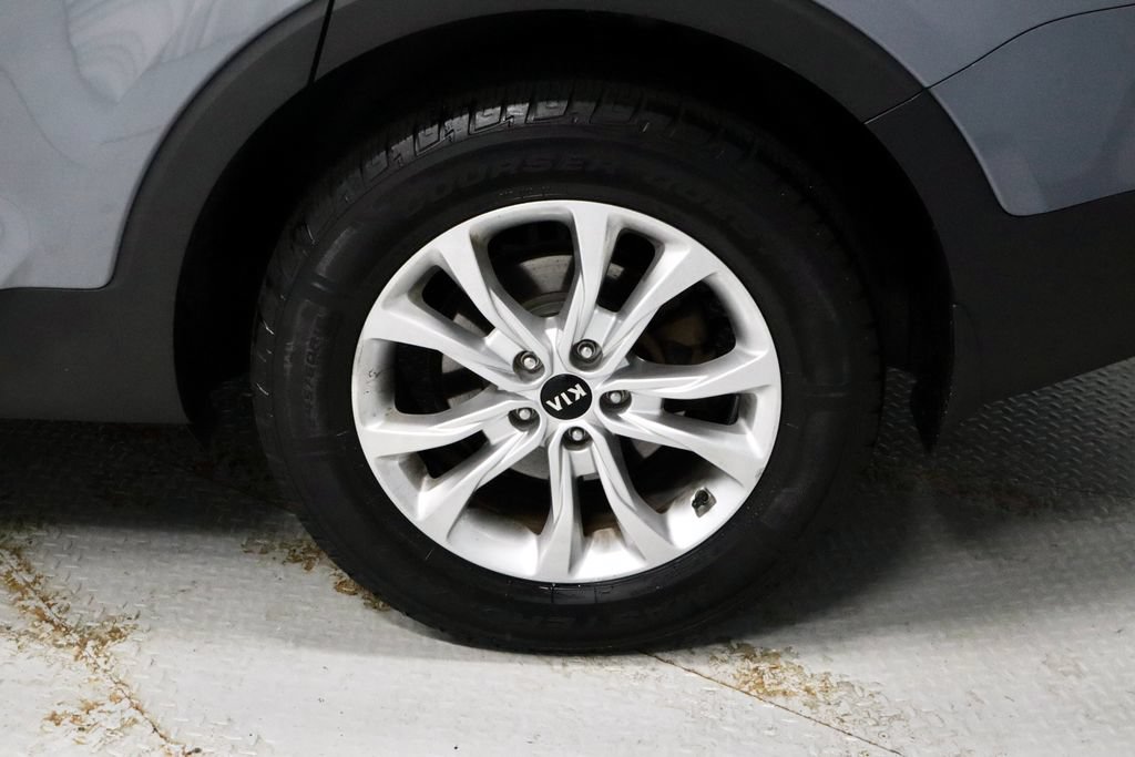 Used 2021 Kia Telluride LX AWD/4WD image 18