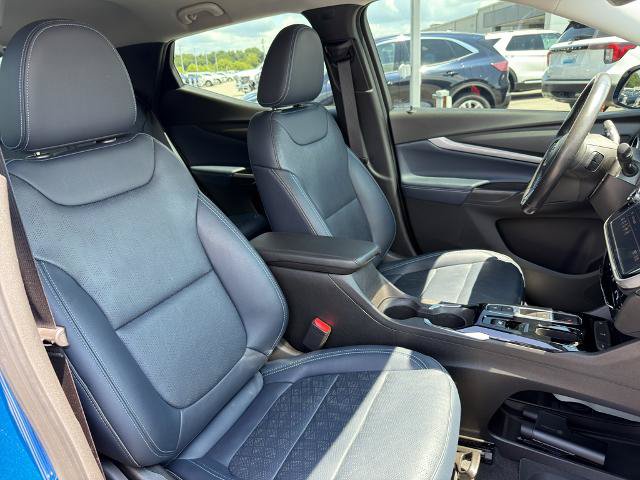 Used 2022 Chevrolet Bolt EUV LT w/ Convenience Package FWD image 20