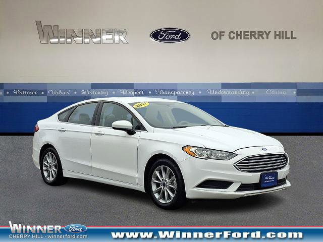 Certified 2017 Ford Fusion SE w/ Fusion SE Technology Package image 6
