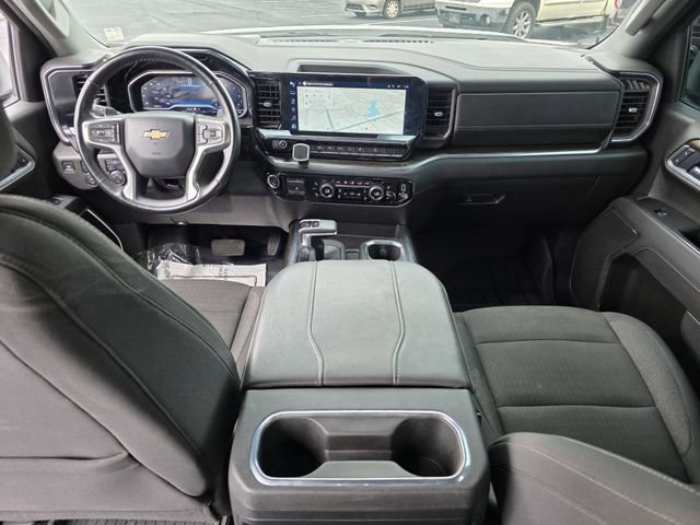 Used 2025 Chevrolet Silverado 1500 LT w/ Z71 Off-Road Package AWD/4WD image 8