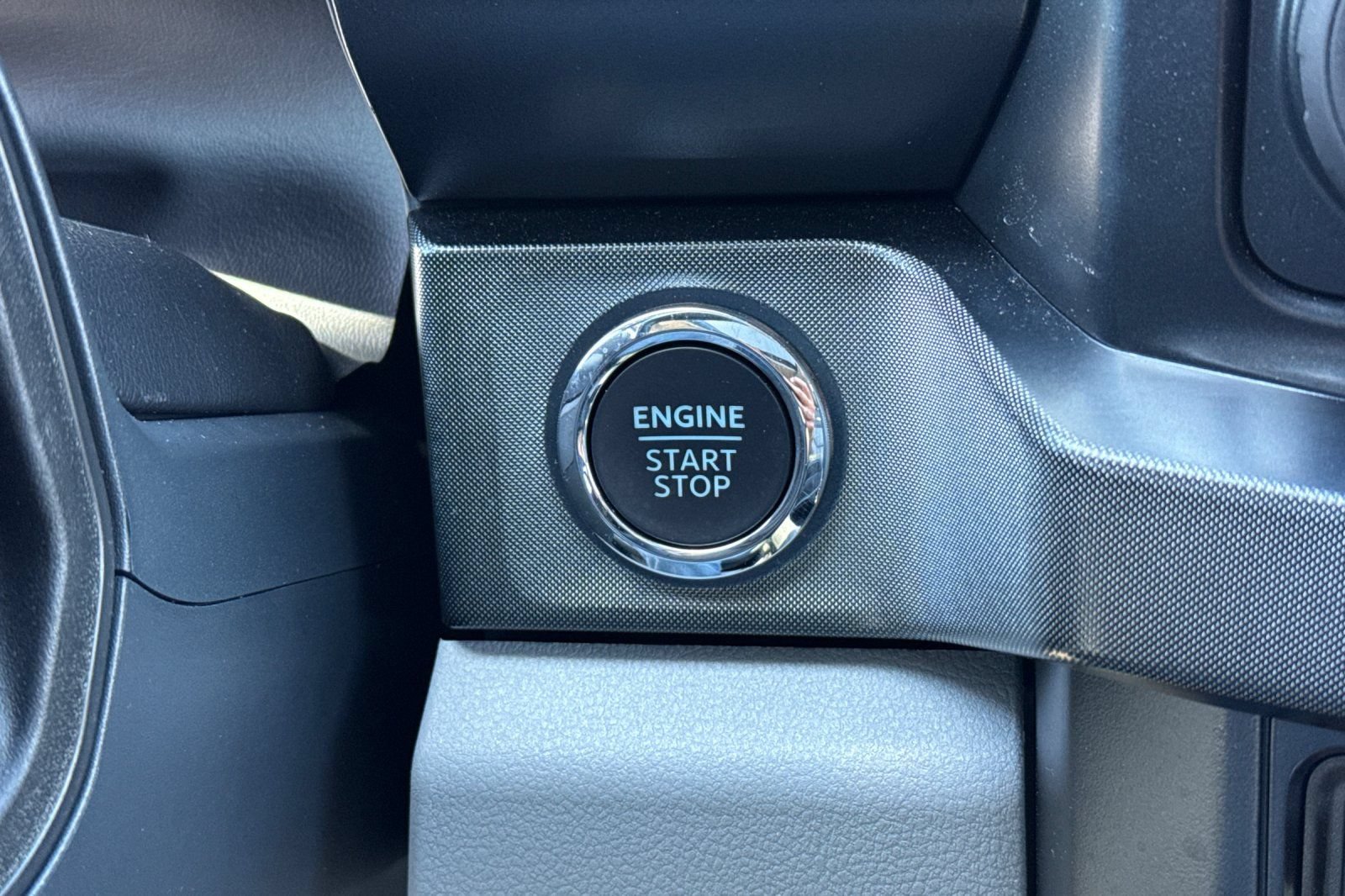 Certified 2024 Ford F450 Limited w/ FX4 Off-Road Package AWD/4WD image 23