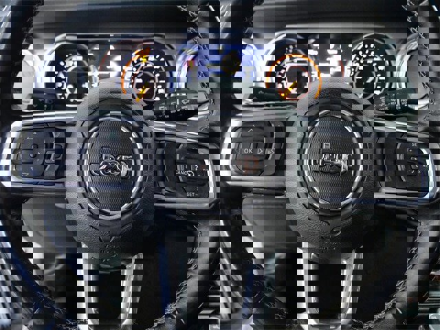 Used 2018 Jeep Wrangler Unlimited Sahara image 21