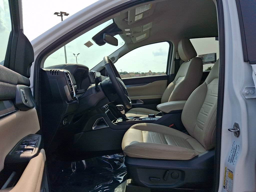 Certified 2025 Ford Ranger Lariat w/ FX4 Off-Road Package AWD/4WD image 13