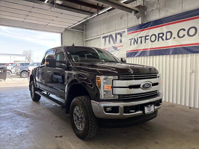 Certified 2019 Ford F250 Lariat w/ Chrome Package image 2