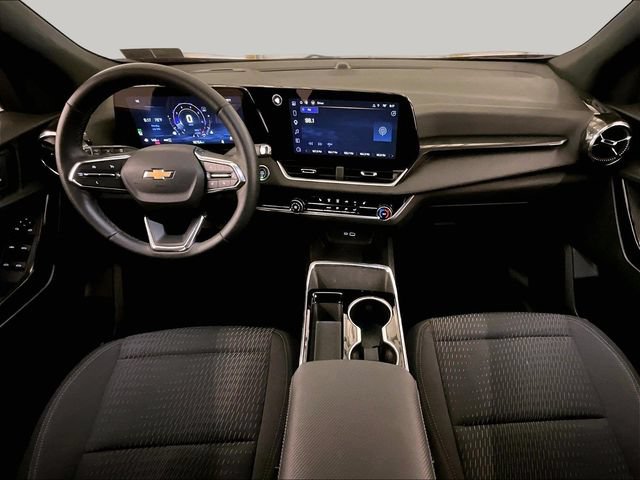 Used 2025 Chevrolet Equinox LT AWD/4WD image 14