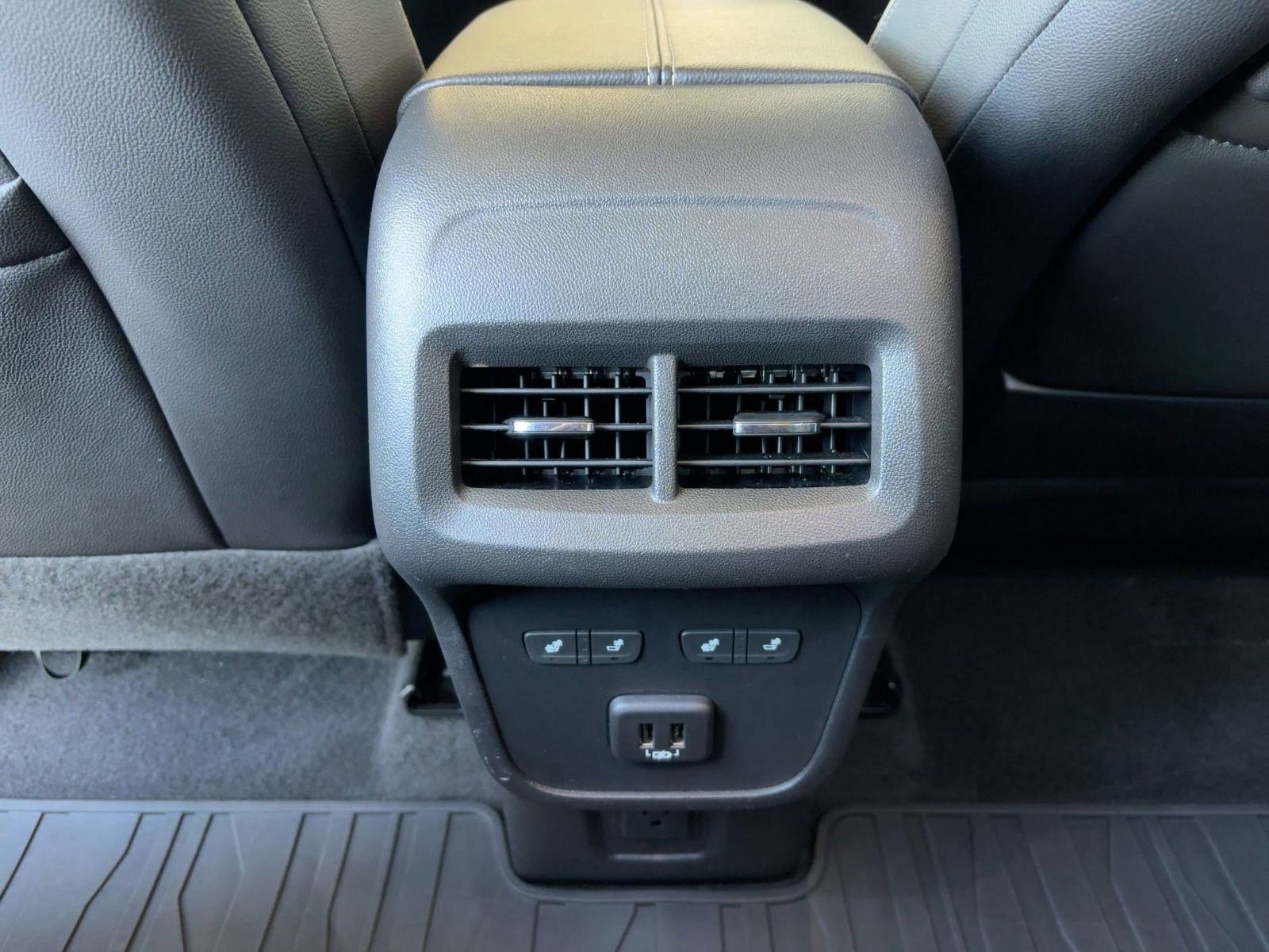 Used 2019 GMC Terrain Denali w/ Advanced Safety Package image 30