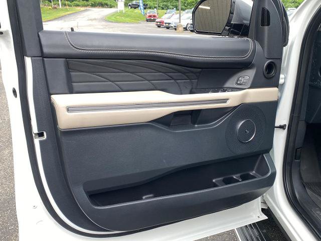 Certified 2022 Ford Expedition Platinum AWD/4WD image 19