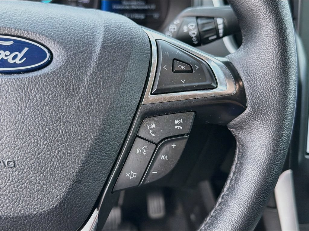 Certified 2024 Ford Edge SEL w/ Convenience Package AWD/4WD image 13