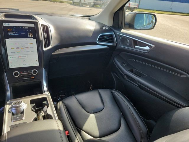Certified 2022 Ford Edge Titanium AWD/4WD image 22
