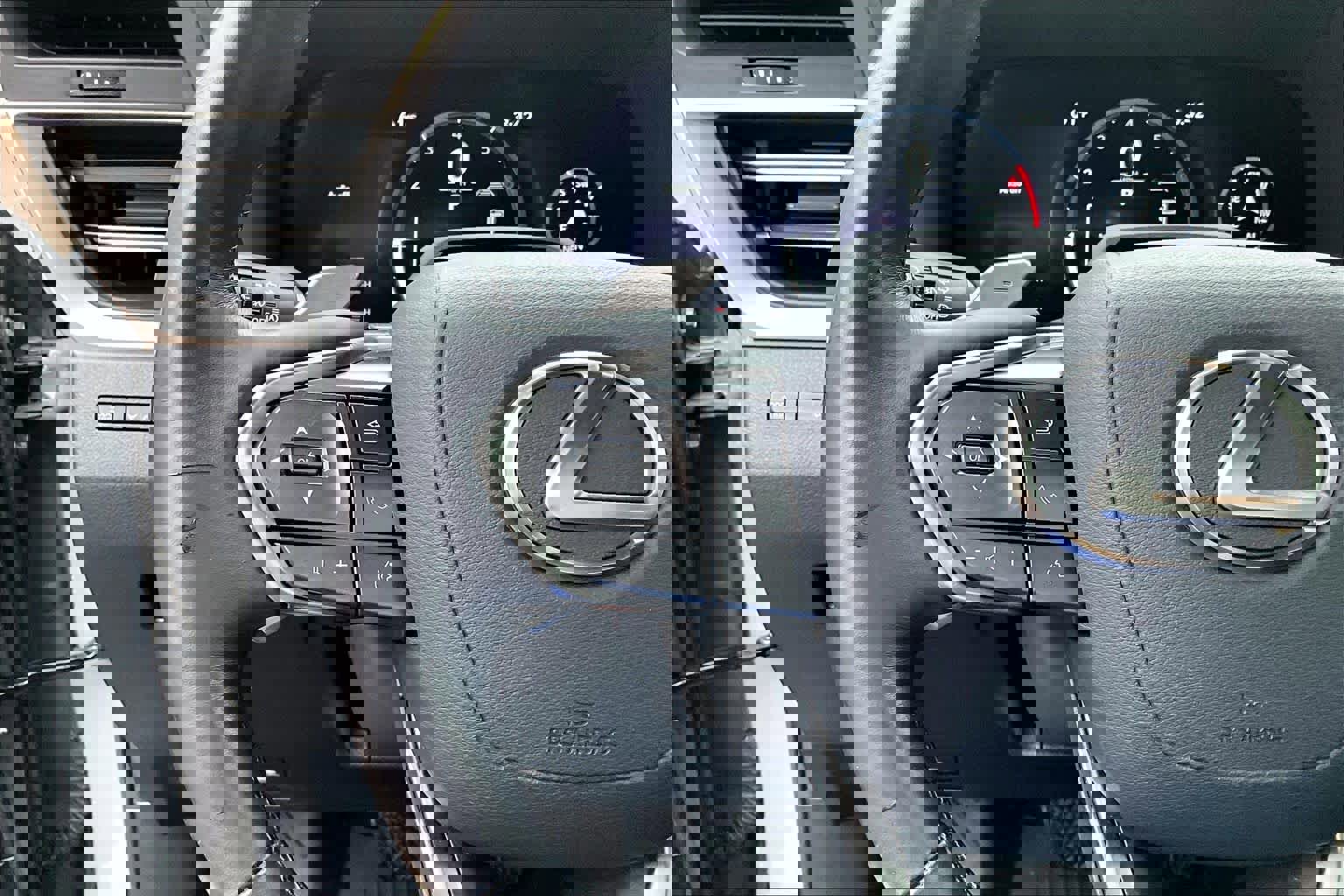 Used 2024 Lexus GX 550 AWD/4WD image 24