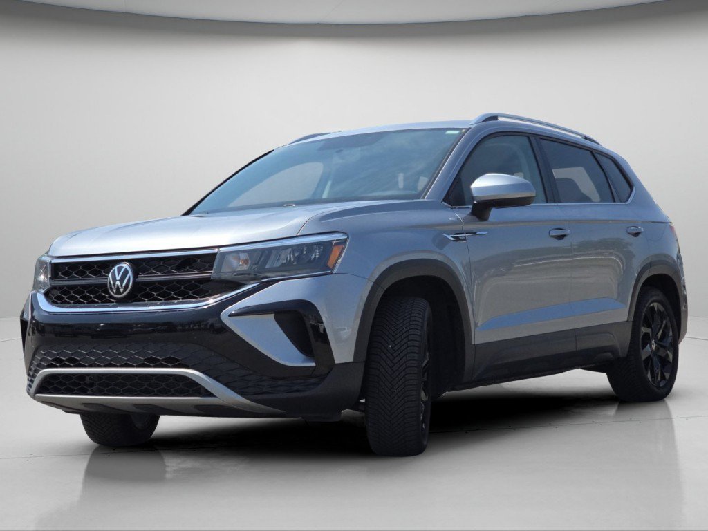 Used 2022 Volkswagen Taos SE AWD/4WD image 13
