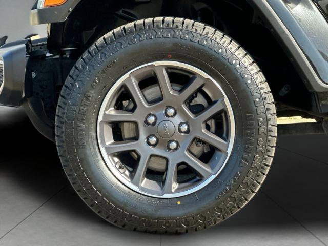 Used 2021 Jeep Gladiator Overland AWD/4WD image 24