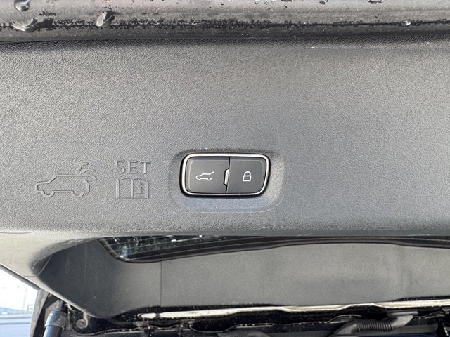 Certified 2025 Ford Expedition Active AWD/4WD image 25
