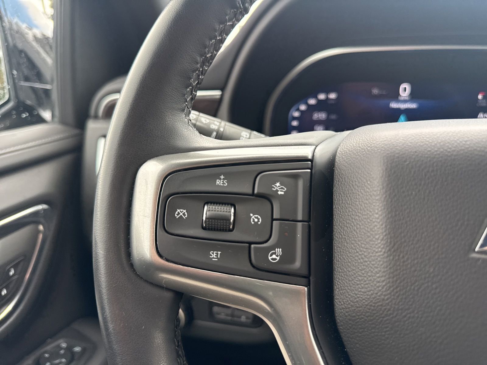 Used 2023 Chevrolet Tahoe Z71 w/ Z71 Off-Road Package image 24