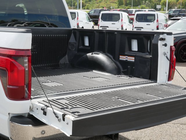 Certified 2025 Ford F150 XLT w/ Equipment Group 301A Standard AWD/4WD image 19
