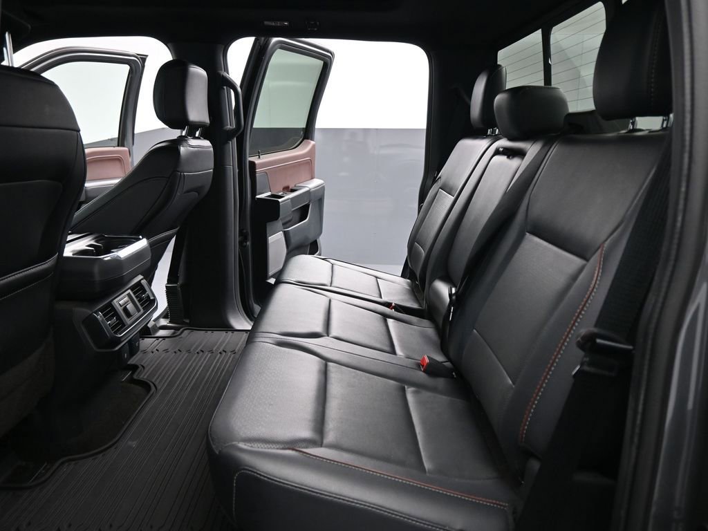 Certified 2022 Ford F150 Lariat w/ Equipment Group 502A High image 23