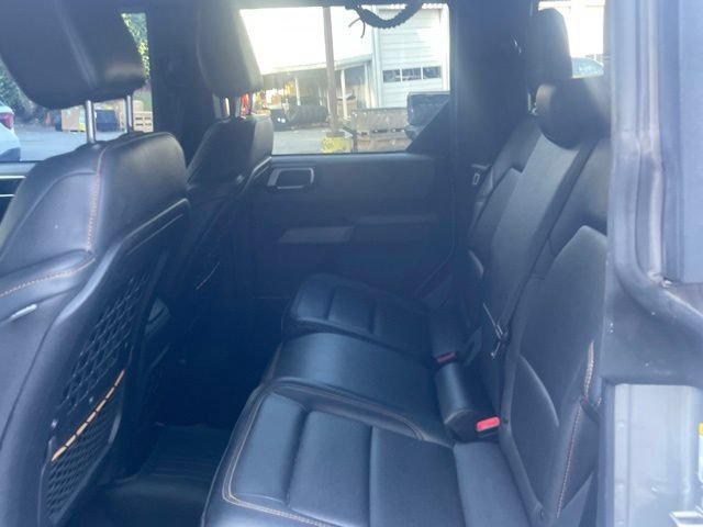 Certified 2022 Ford Bronco Badlands w/ Sasquatch Package AWD/4WD image 7