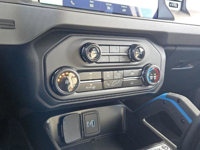 Certified 2024 Ford Bronco Black Diamond image 29