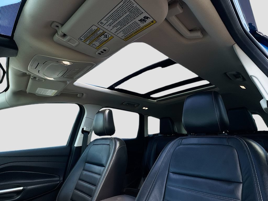 Certified 2019 Ford Escape Titanium FWD image 25