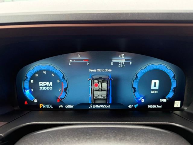 Certified 2025 Ford Bronco Sport Outer Banks w/ Outer Banks Tech Package+ AWD/4WD image 17