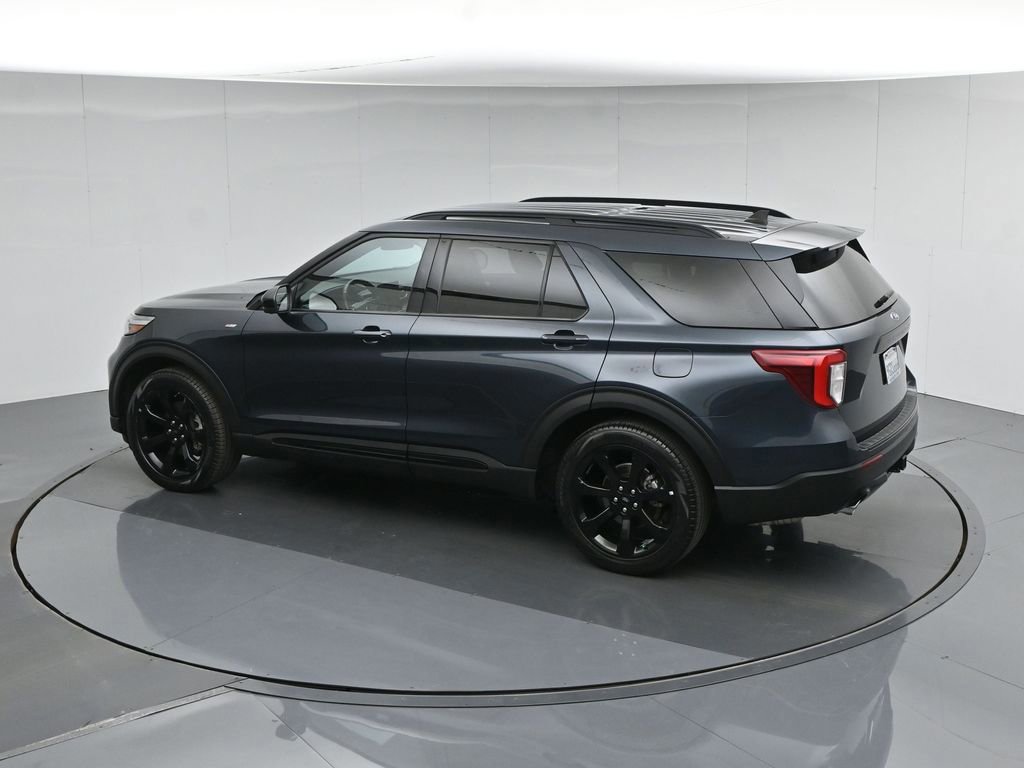 Certified 2023 Ford Explorer ST-Line w/ Class IV Trailer Tow Package RWD image 18