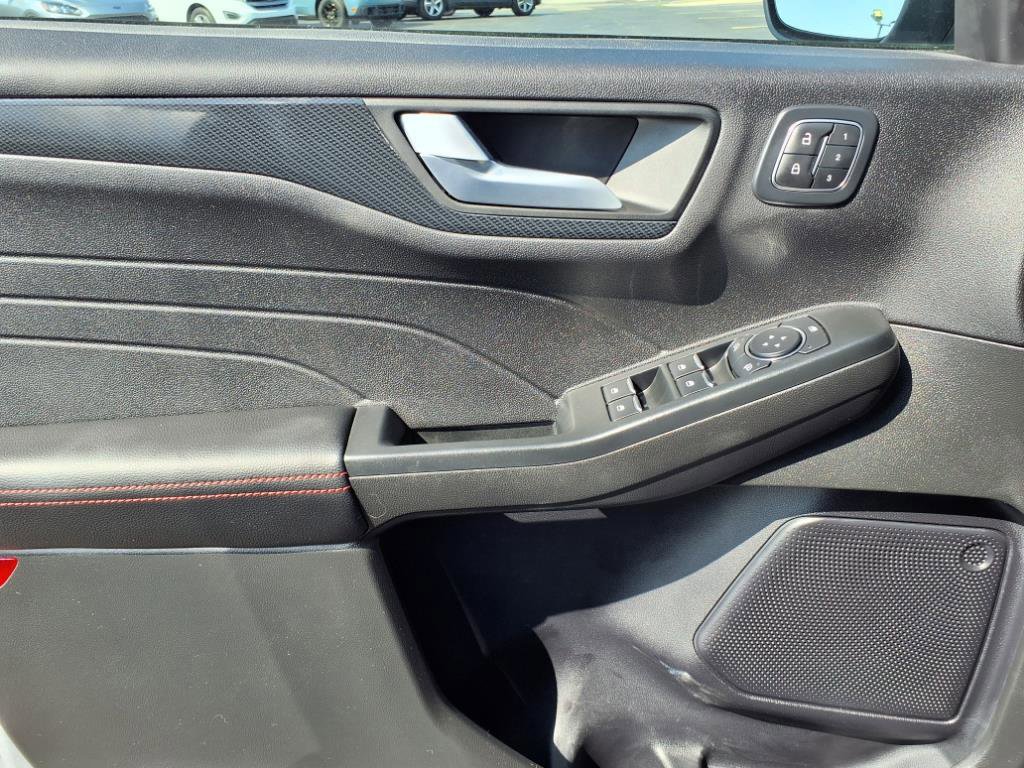 Certified 2023 Ford Escape ST-Line Elite image 22