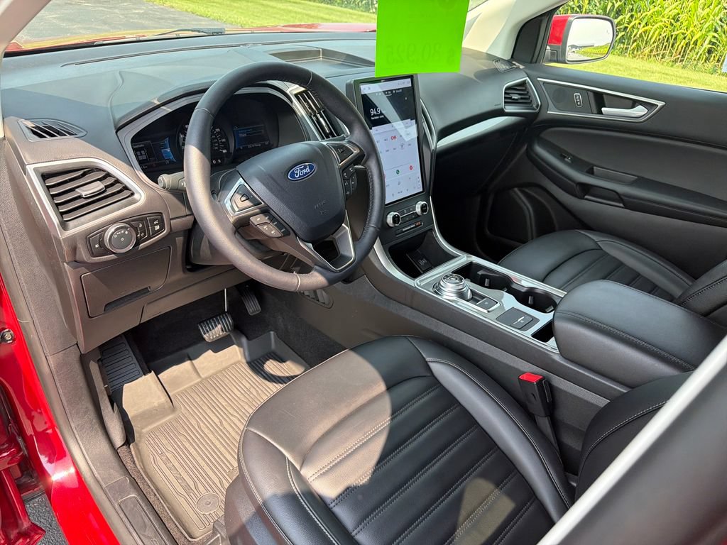 Certified 2024 Ford Edge SEL w/ Convenience Package AWD/4WD image 30