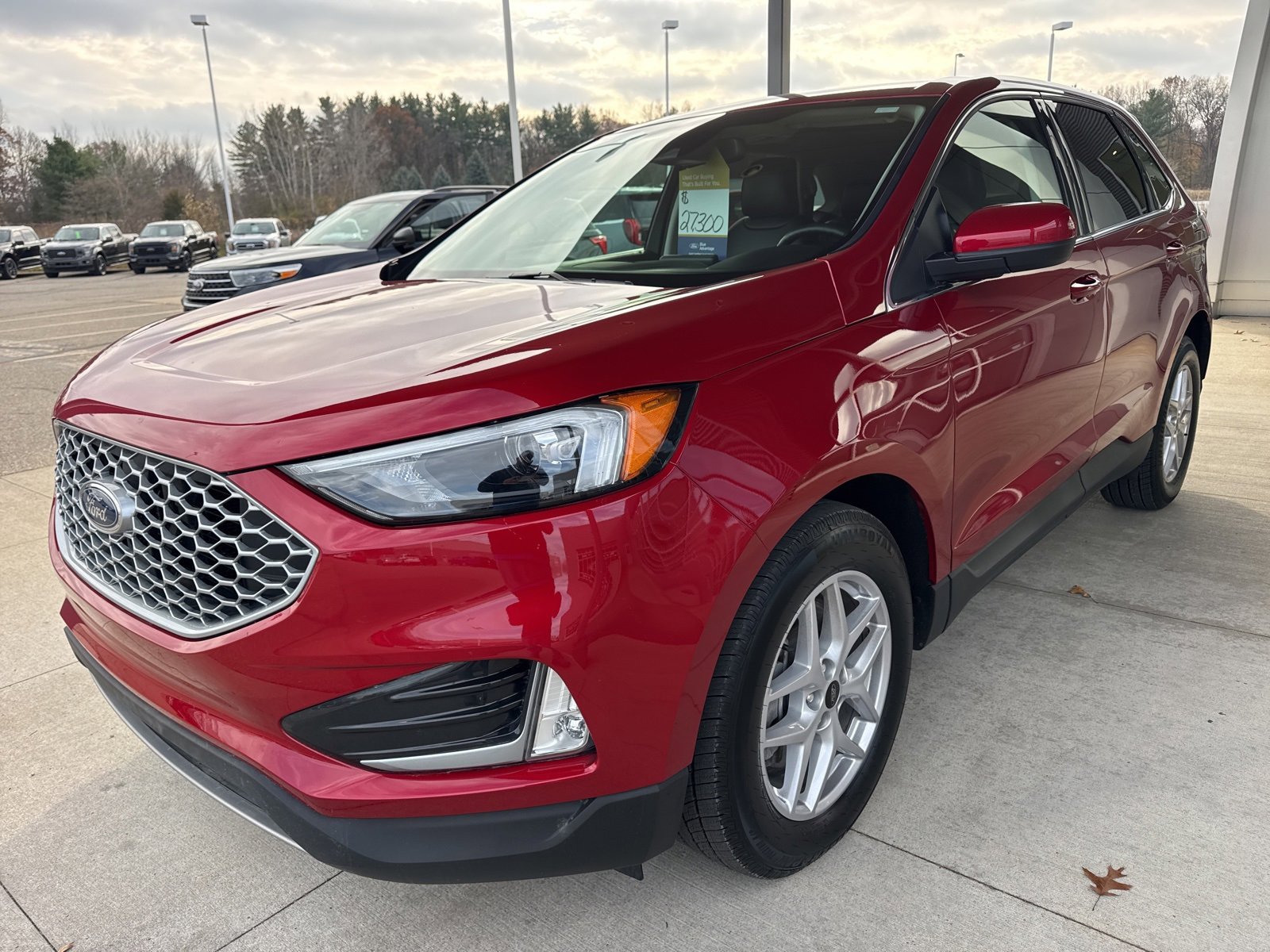 Certified 2024 Ford Edge SEL w/ Convenience Package image 3
