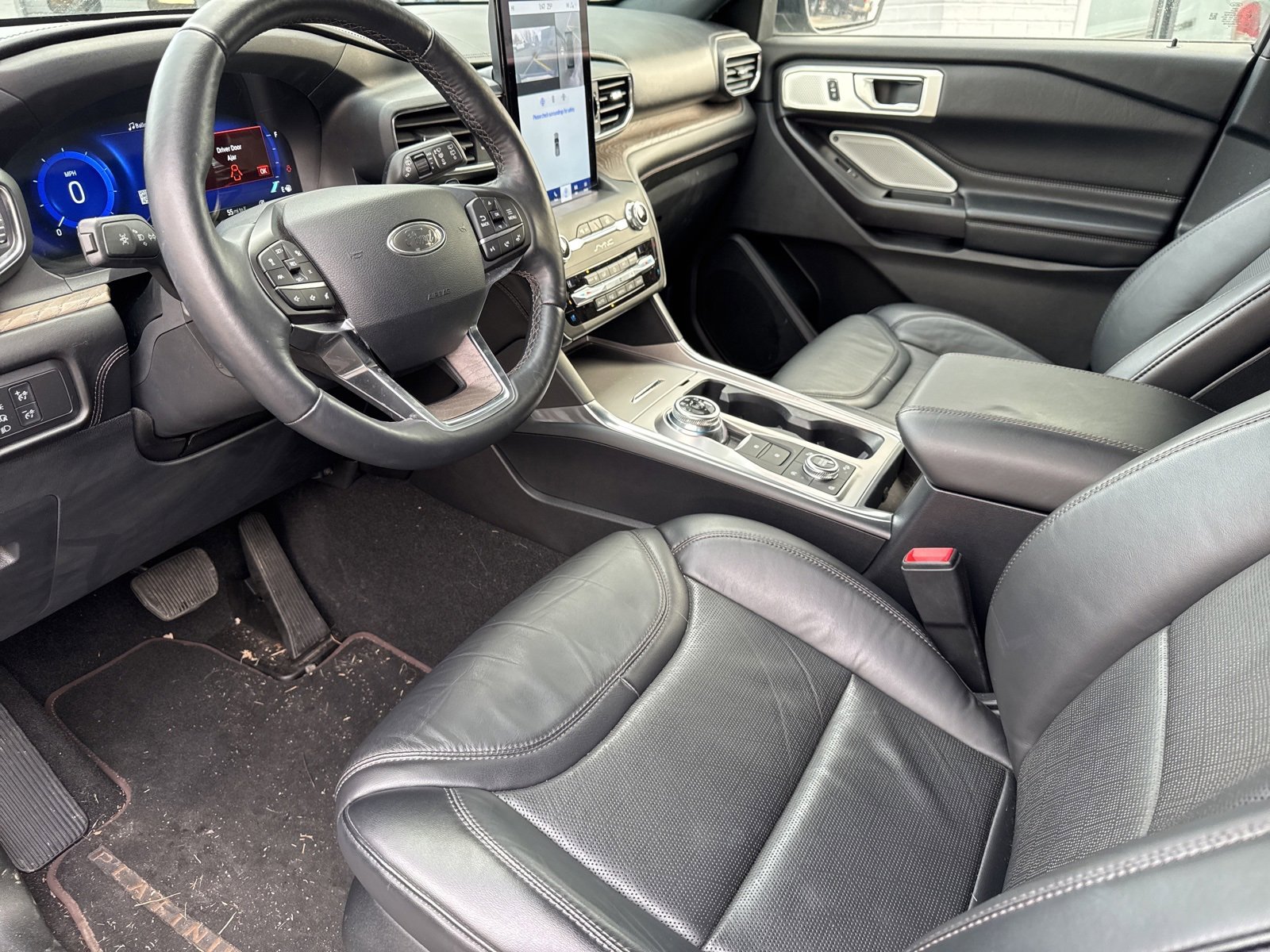 Certified 2020 Ford Explorer Platinum w/ Premium Technology Package image 9