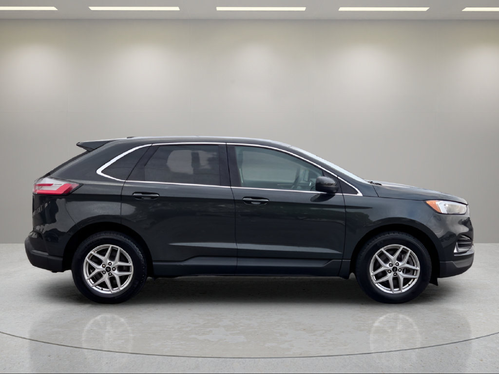 Certified 2024 Ford Edge SEL w/ Convenience Package AWD/4WD image 9