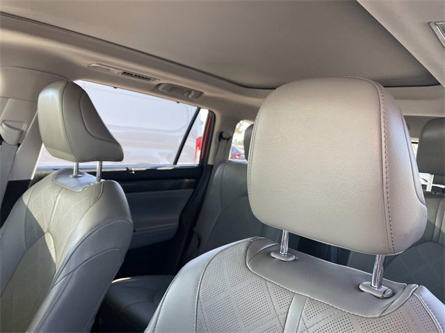 Used 2023 Toyota Highlander Platinum image 23