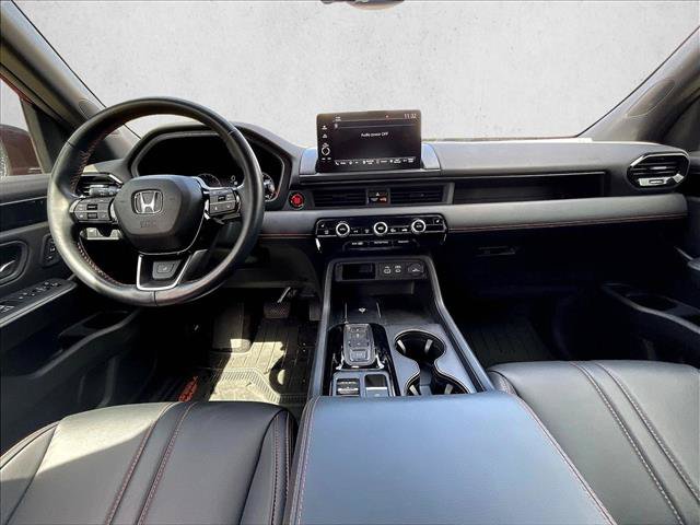 Used 2024 Honda Pilot TrailSport image 15