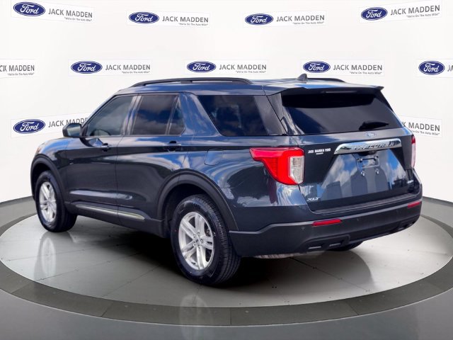Certified 2023 Ford Explorer XLT AWD/4WD image 3