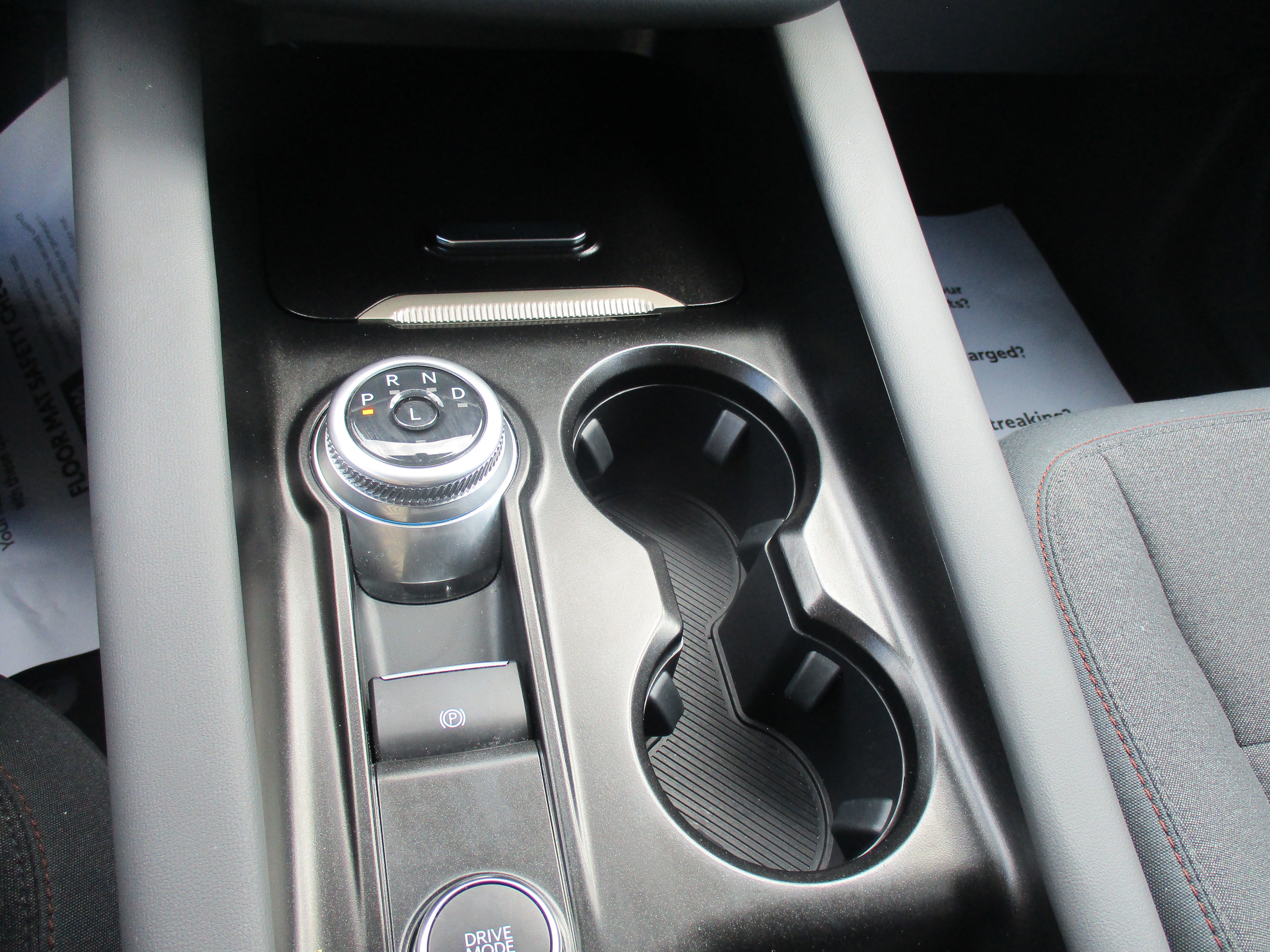 Certified 2025 Ford Explorer Active image 17