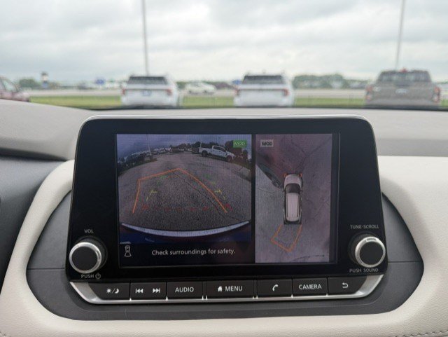Used 2023 Nissan Rogue SL AWD/4WD image 21